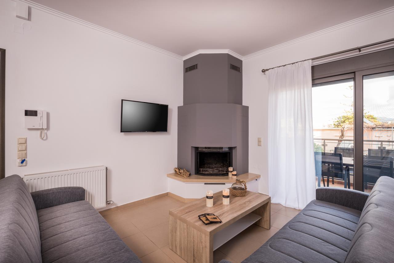 Aequor Luxury Apartments Chrissi Akti Chania Exterior foto