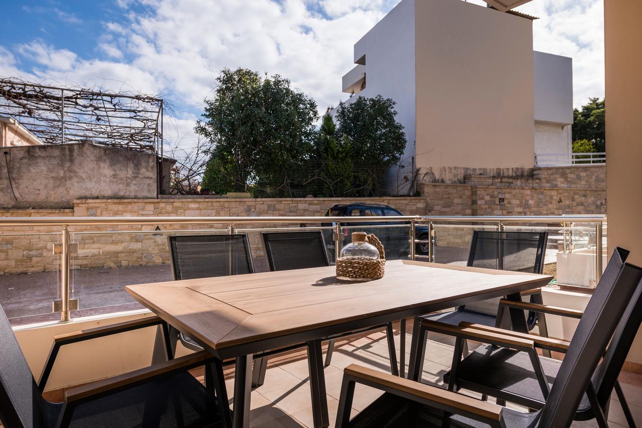 Aequor Luxury Apartments Chrissi Akti Chania Exterior foto